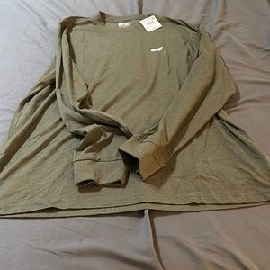 American Eagle men’s long sleeve shirt